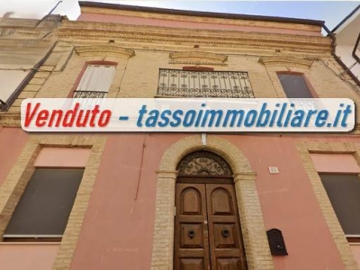 casa indipendente in vendita a Poggiofiorito