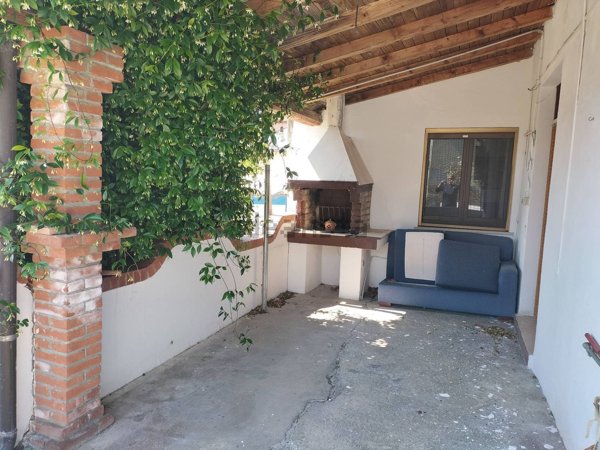 quadrivano in vendita a Poggiofiorito