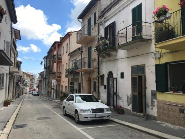 casa indipendente in vendita a Pollutri