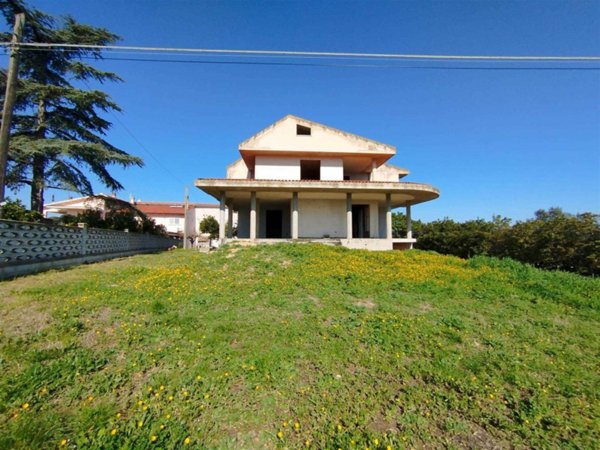 casa indipendente in vendita a Pollutri in zona San Barbato
