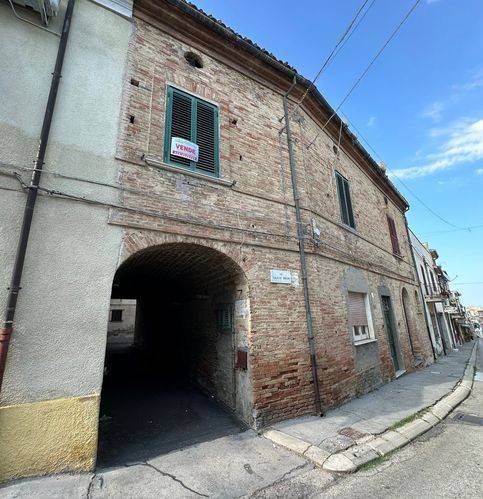 casa indipendente in vendita a Pollutri