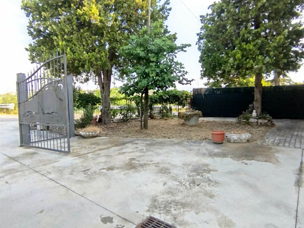 appartamento in vendita a Pollutri in zona San Barbato