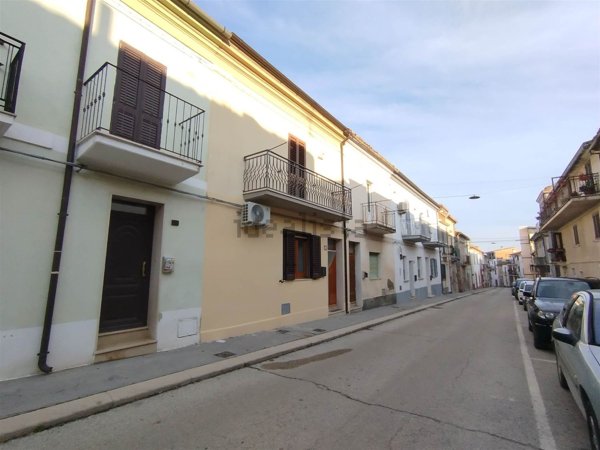 casa indipendente in vendita a Pollutri in zona San Barbato