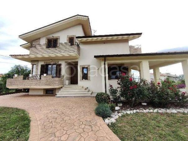 casa indipendente in vendita a Pollutri