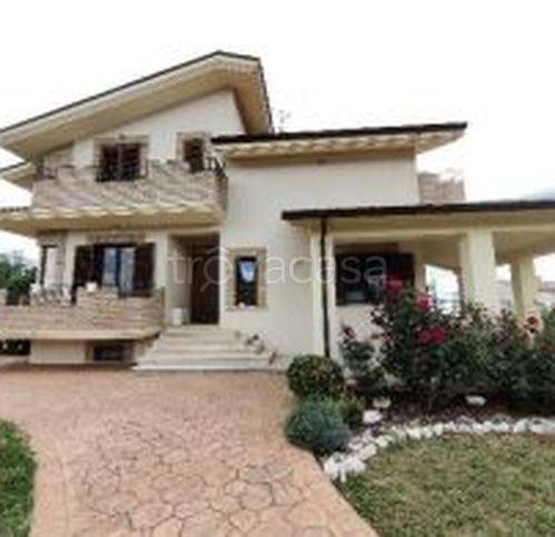 casa indipendente in vendita a Pollutri