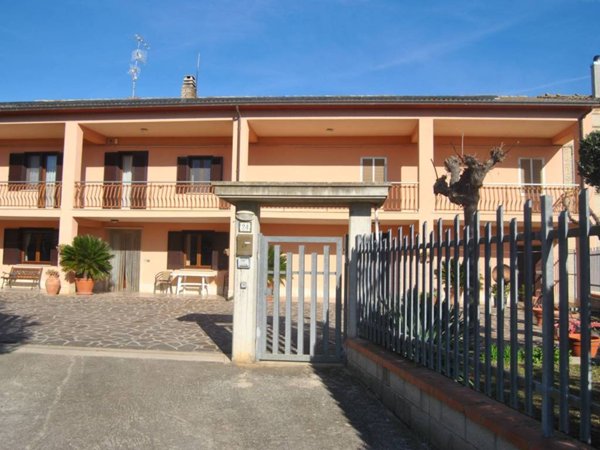 casa indipendente in vendita a Pollutri in zona Martina