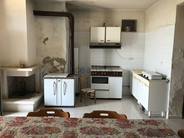 casa indipendente in vendita a Pollutri