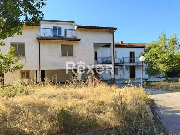 casa indipendente in vendita a Pollutri in zona Civita