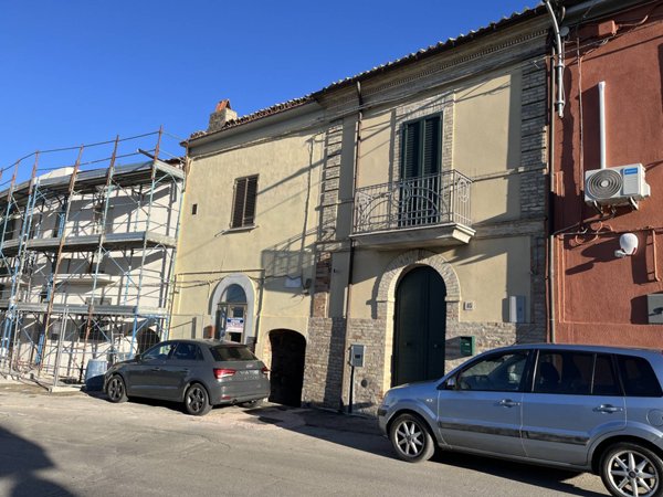 casa indipendente in vendita a Pollutri
