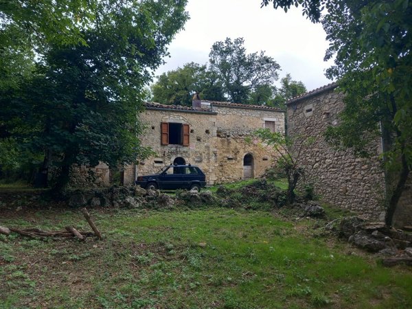 quadrivano in vendita a Pretoro