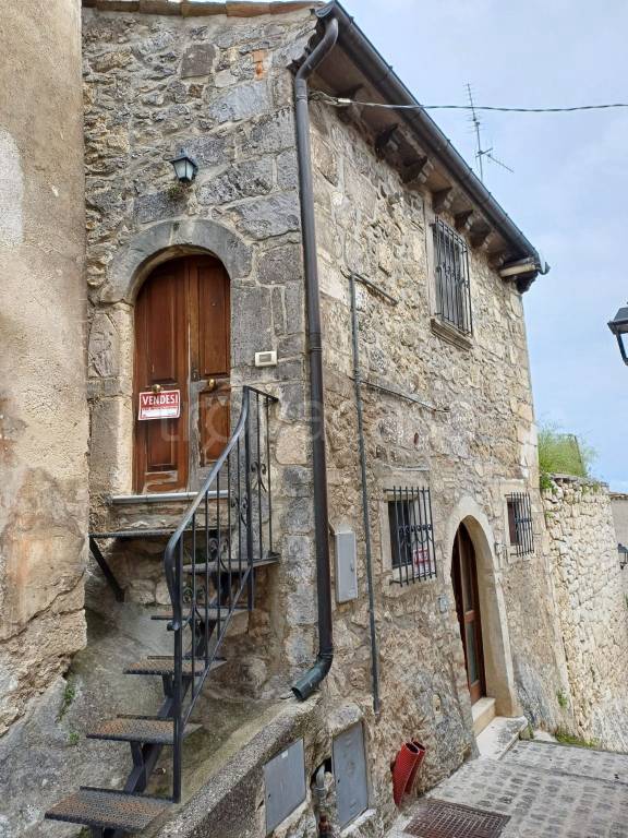 appartamento in vendita a Pretoro