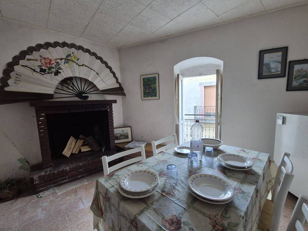 casa indipendente in vendita a Pretoro