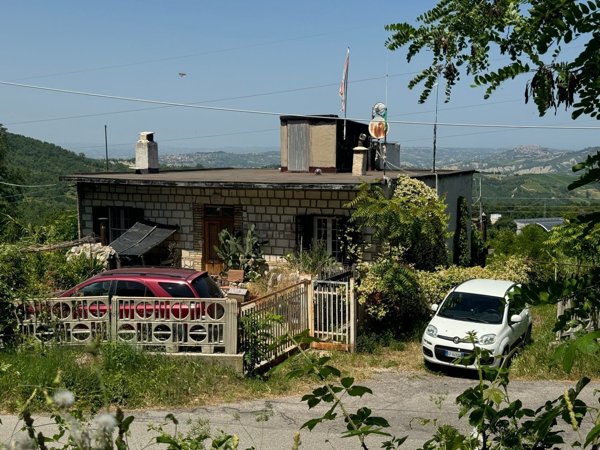 casa indipendente in vendita a Pretoro