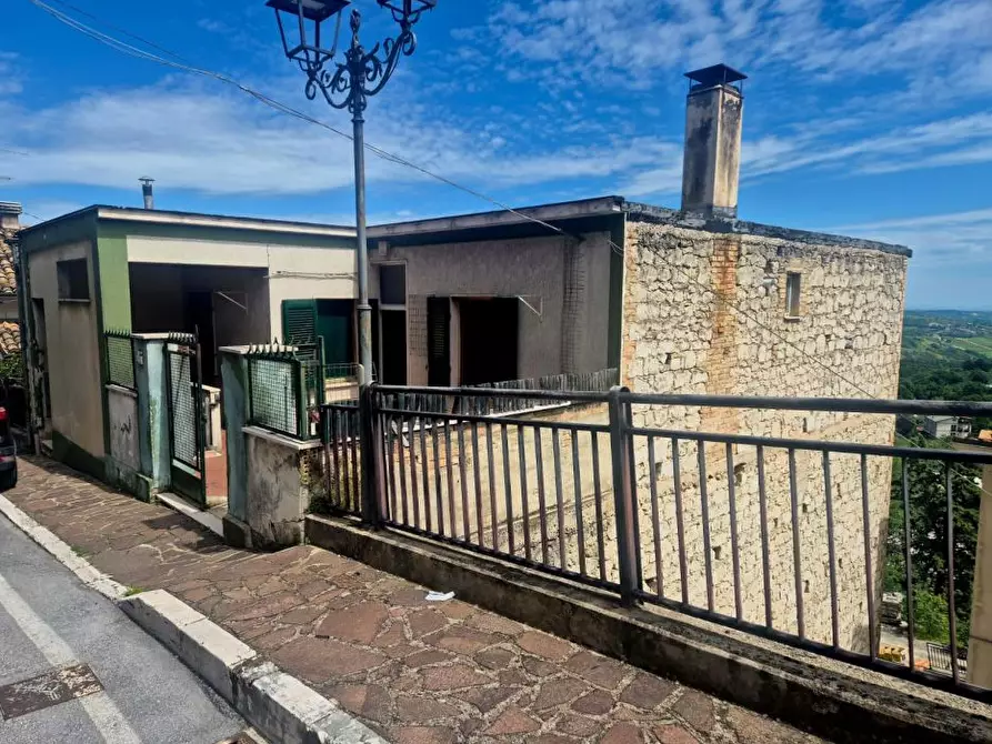 casa indipendente in vendita a Pretoro