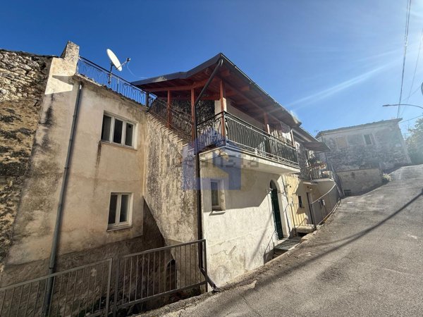 casa indipendente in vendita a Pretoro in zona Colle Pagnotto