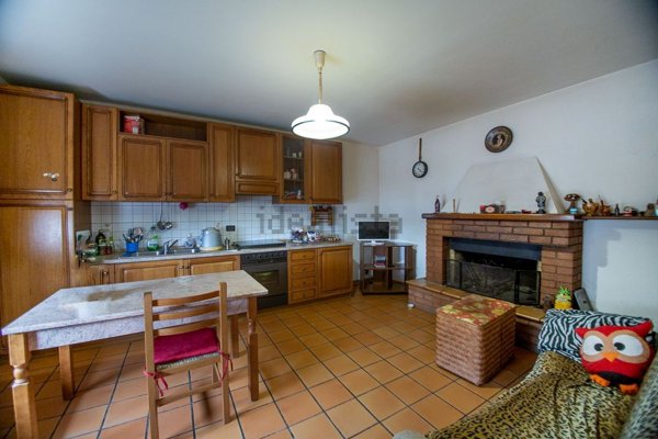 casa indipendente in vendita a Rapino