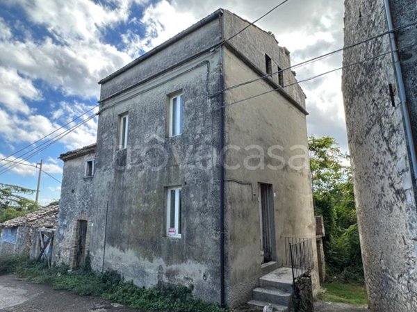 casa indipendente in vendita a Rapino