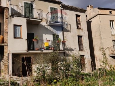 casa semindipendente in vendita a Rapino
