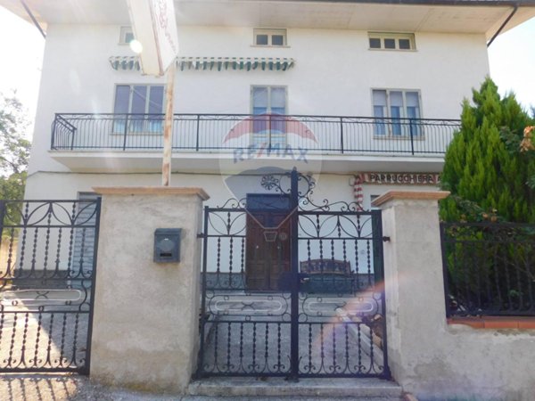 casa indipendente in vendita a Rapino