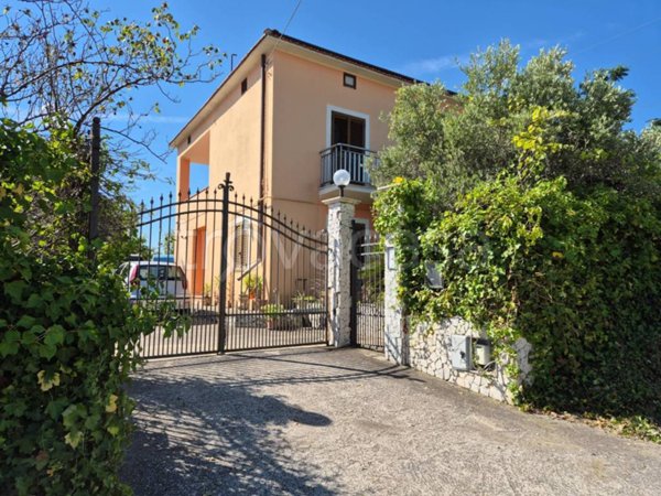casa indipendente in vendita a Ripa Teatina