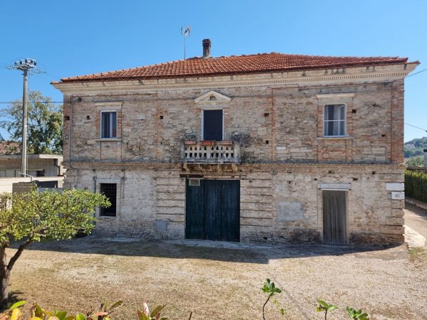 casa indipendente in vendita a Ripa Teatina in zona Arenile