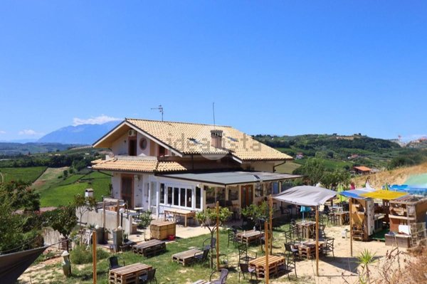 casa indipendente in vendita a Ripa Teatina in zona Arenile