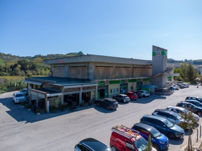 negozio in vendita a Ripa Teatina