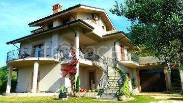 casa indipendente in vendita a Ripa Teatina in zona Arenile