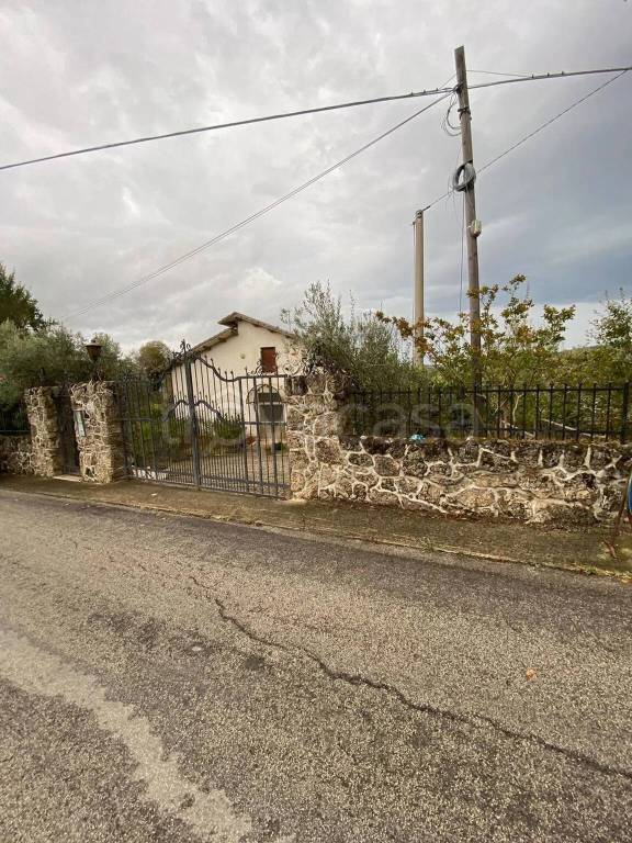 casa indipendente in vendita a Roccamontepiano in zona Reginaldo