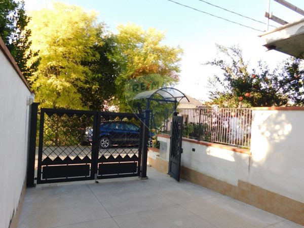 casa indipendente in vendita a Roccamontepiano in zona Corsi