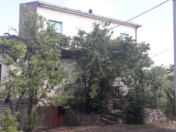 casa indipendente in vendita a Roccamontepiano