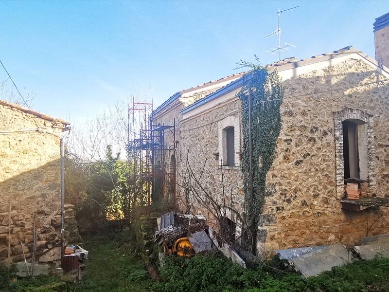 casale in vendita a Roccamontepiano in zona Pomaro
