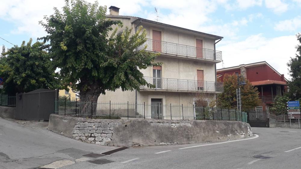 casa indipendente in vendita a Roccamontepiano in zona San Rocco