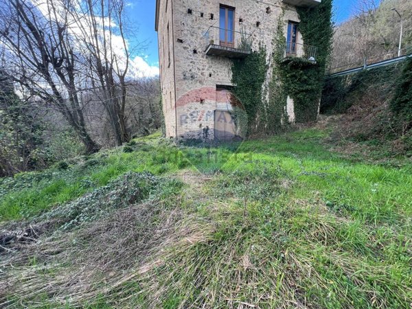 casale in vendita a Roccamontepiano in zona San Rocco