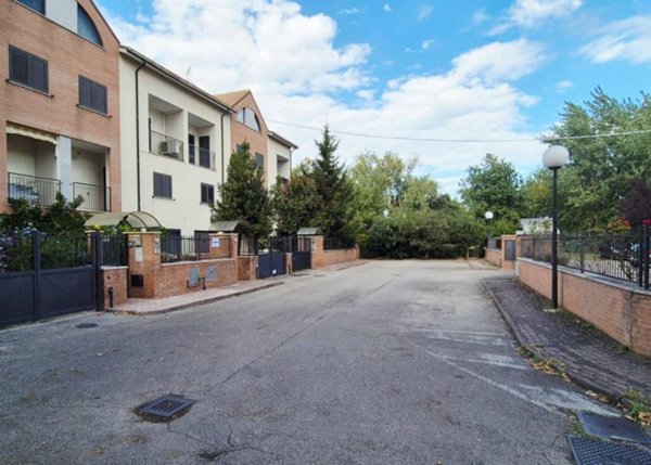 casa indipendente in vendita a Roccamontepiano