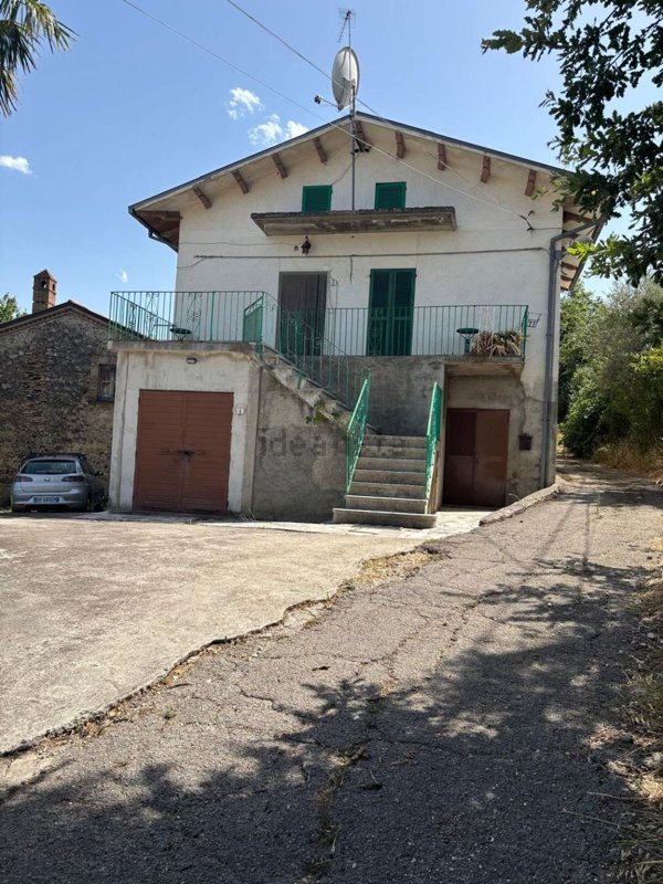 appartamento in vendita a Roccamontepiano in zona Terranova