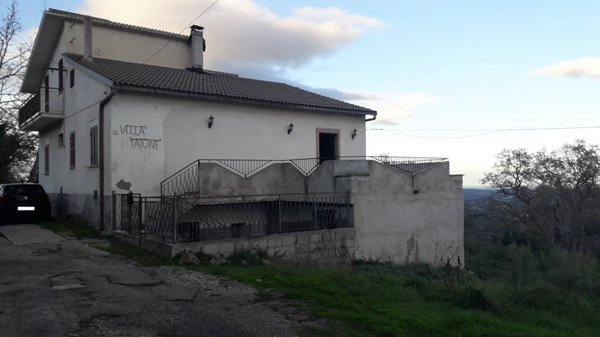 casa indipendente in vendita a Roccamontepiano in zona Terranova