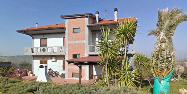 appartamento in vendita a Roccamontepiano in zona Terranova