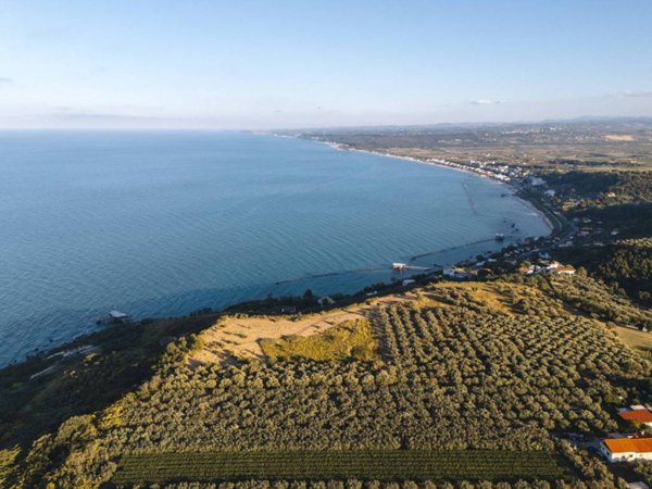 terreno agricolo in vendita a Rocca San Giovanni