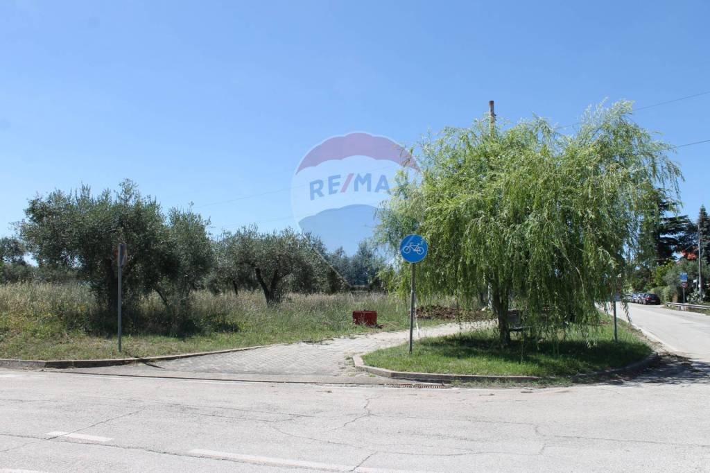 ufficio in vendita a Rocca San Giovanni