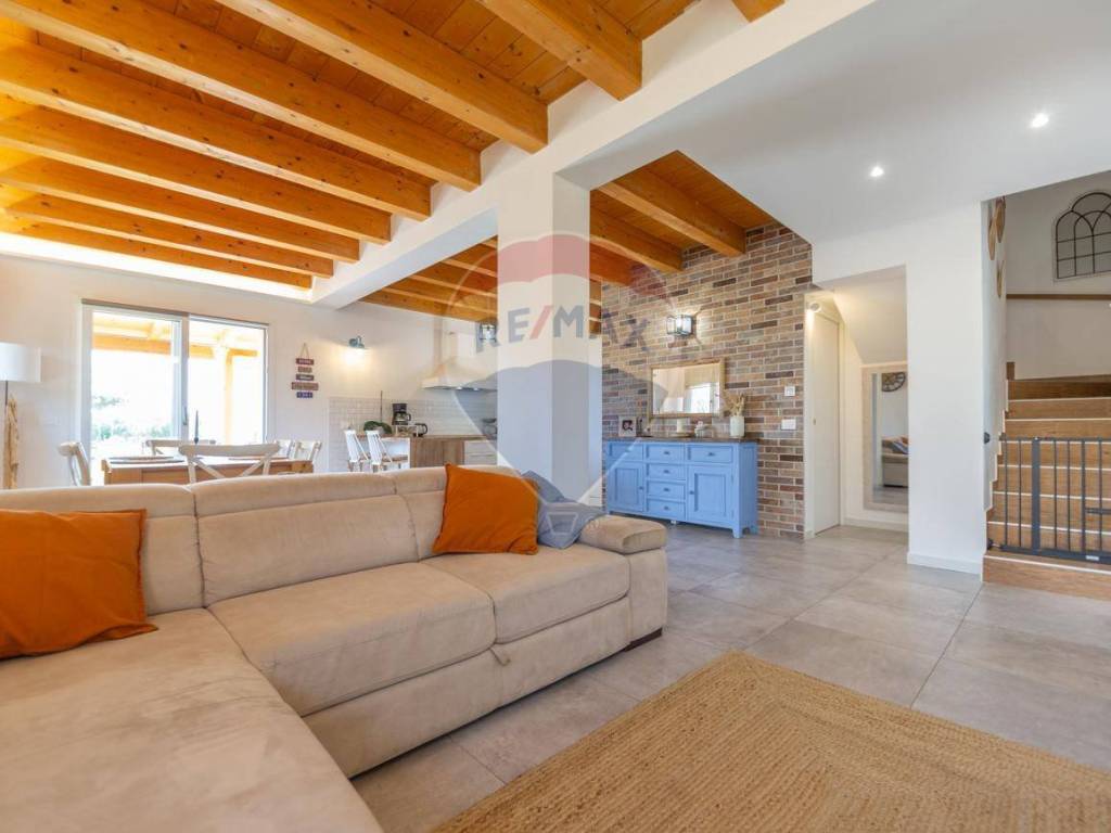 casa indipendente in vendita a Rocca San Giovanni