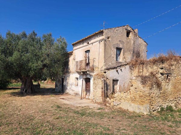 casale in vendita a Rocca San Giovanni