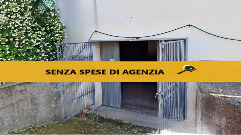 locale commerciale in vendita a Rocca San Giovanni in zona Santa Calcagna