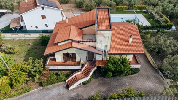 casa indipendente in vendita a Rocca San Giovanni
