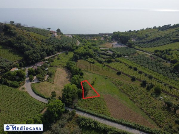 terreno edificabile in vendita a Rocca San Giovanni in zona Foce