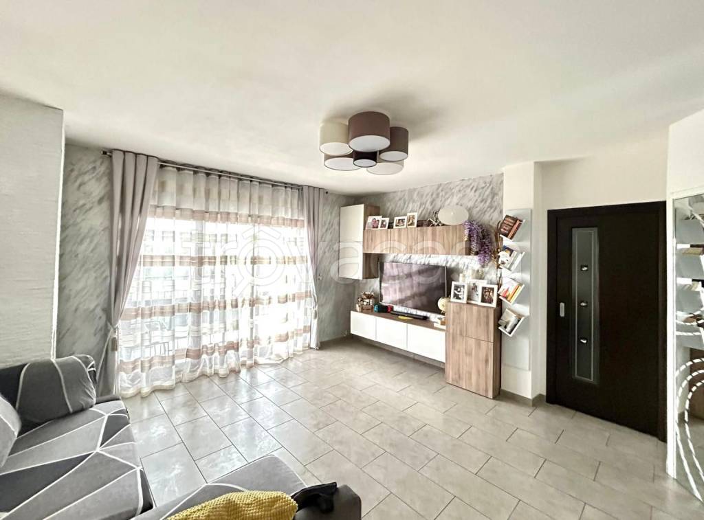 appartamento in vendita a Rocca San Giovanni in zona Perazza