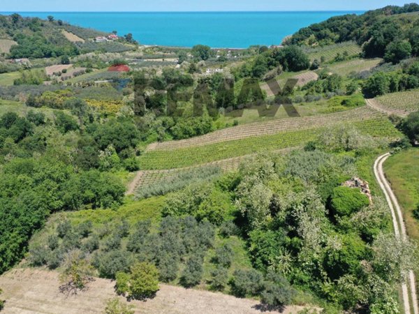 casa indipendente in vendita a Rocca San Giovanni