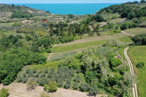 casa indipendente in vendita a Rocca San Giovanni