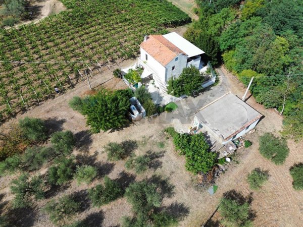 casa indipendente in vendita a Rocca San Giovanni in zona Perazza