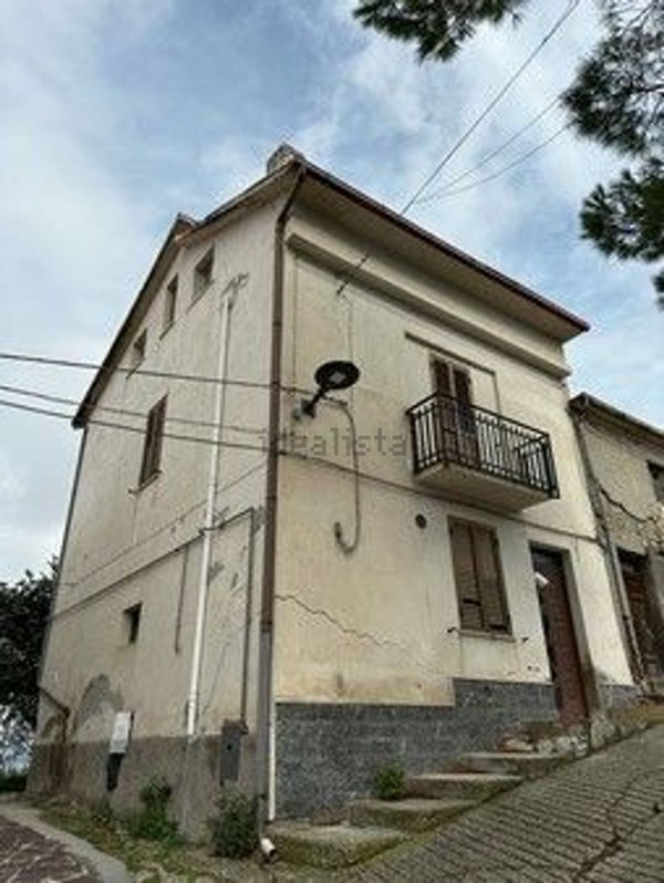 appartamento in vendita a Roccascalegna